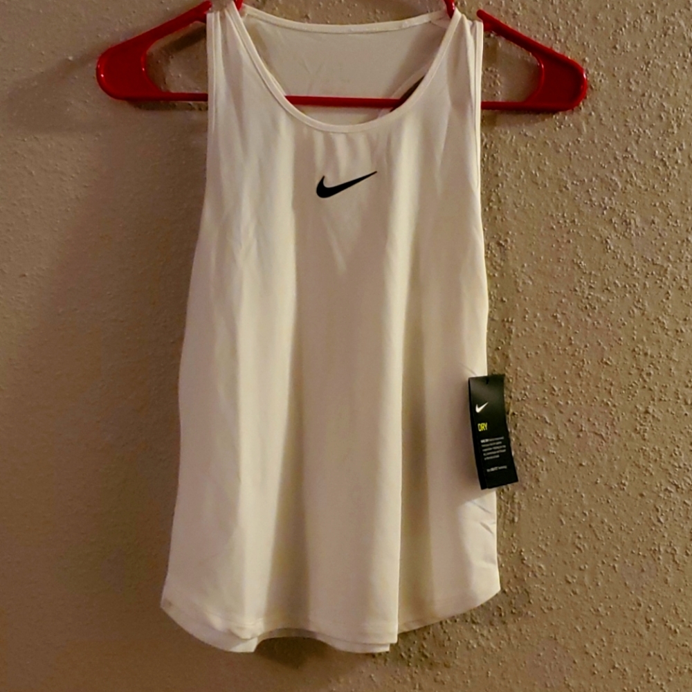 Nike slim fit white with black check